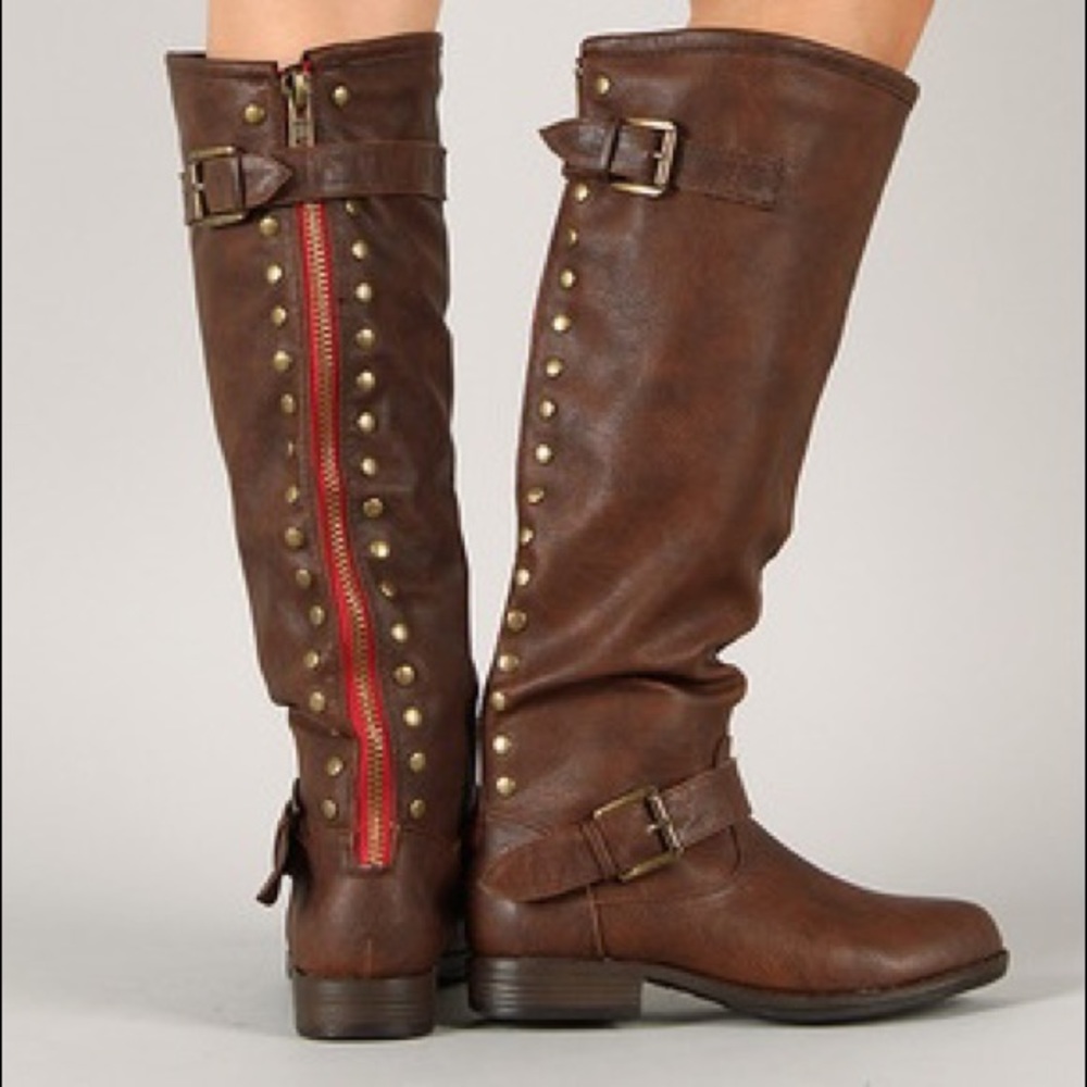 Super Cute Montage Boots!